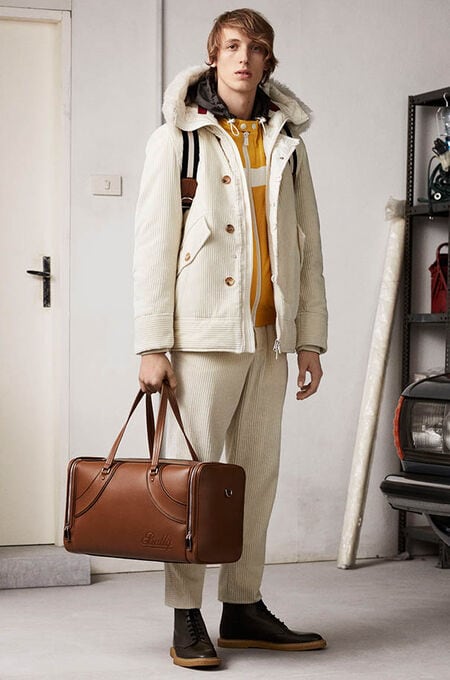 look-16