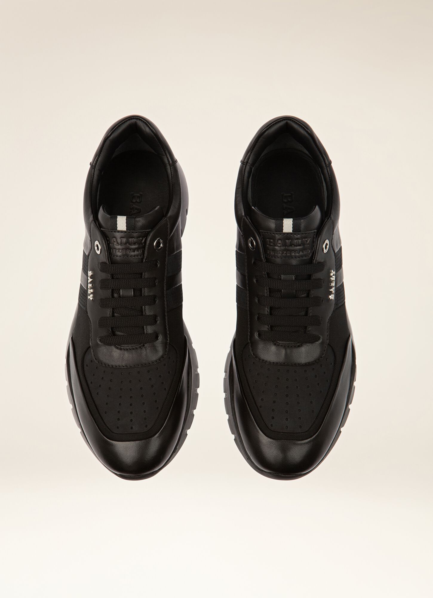 Bison| Mens Sneakers | Black Leather 