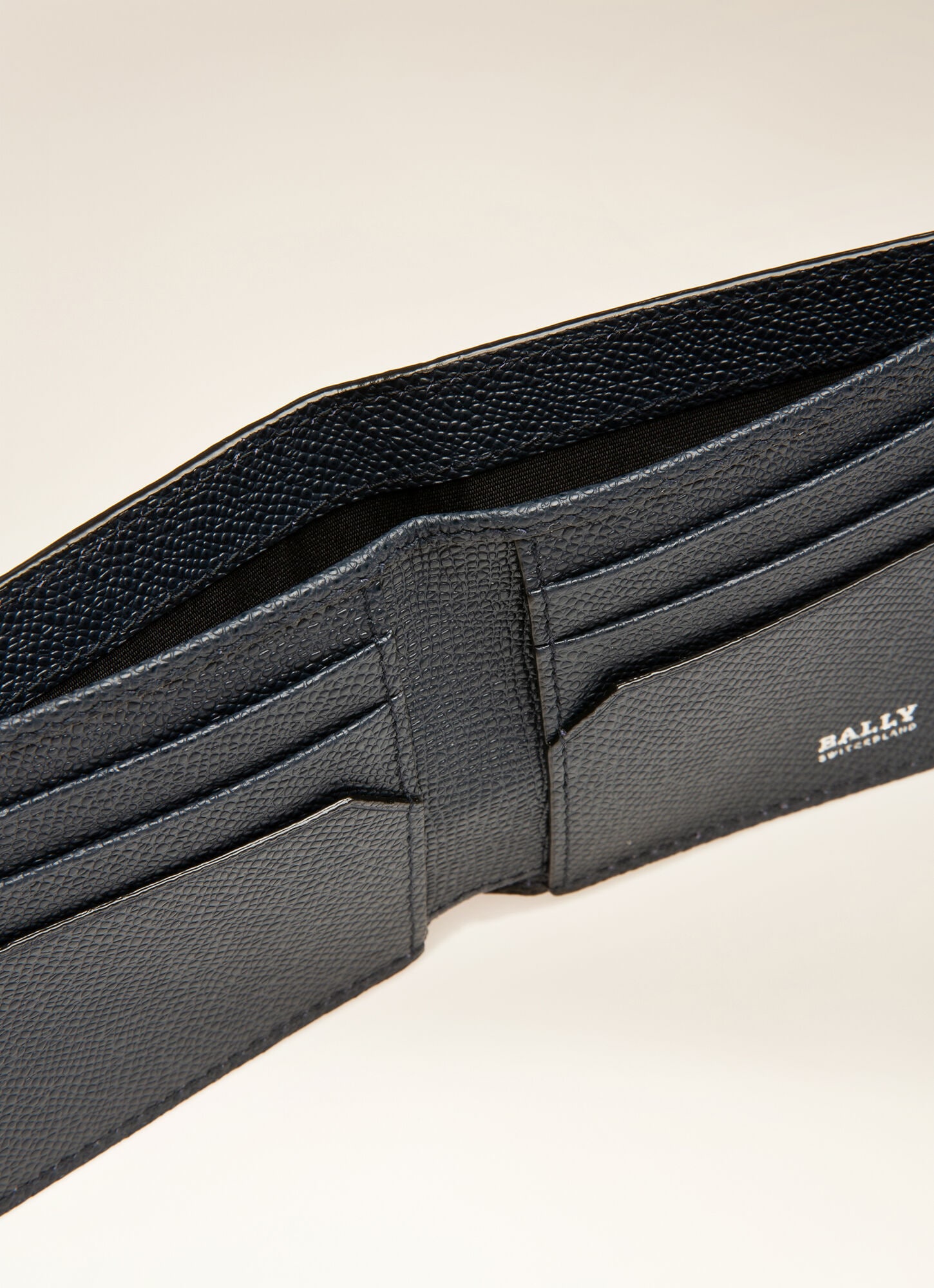 Bally tevye shop