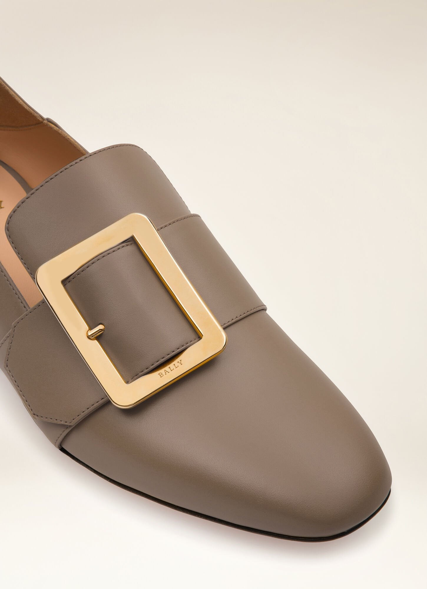 Bally buckle loafers online