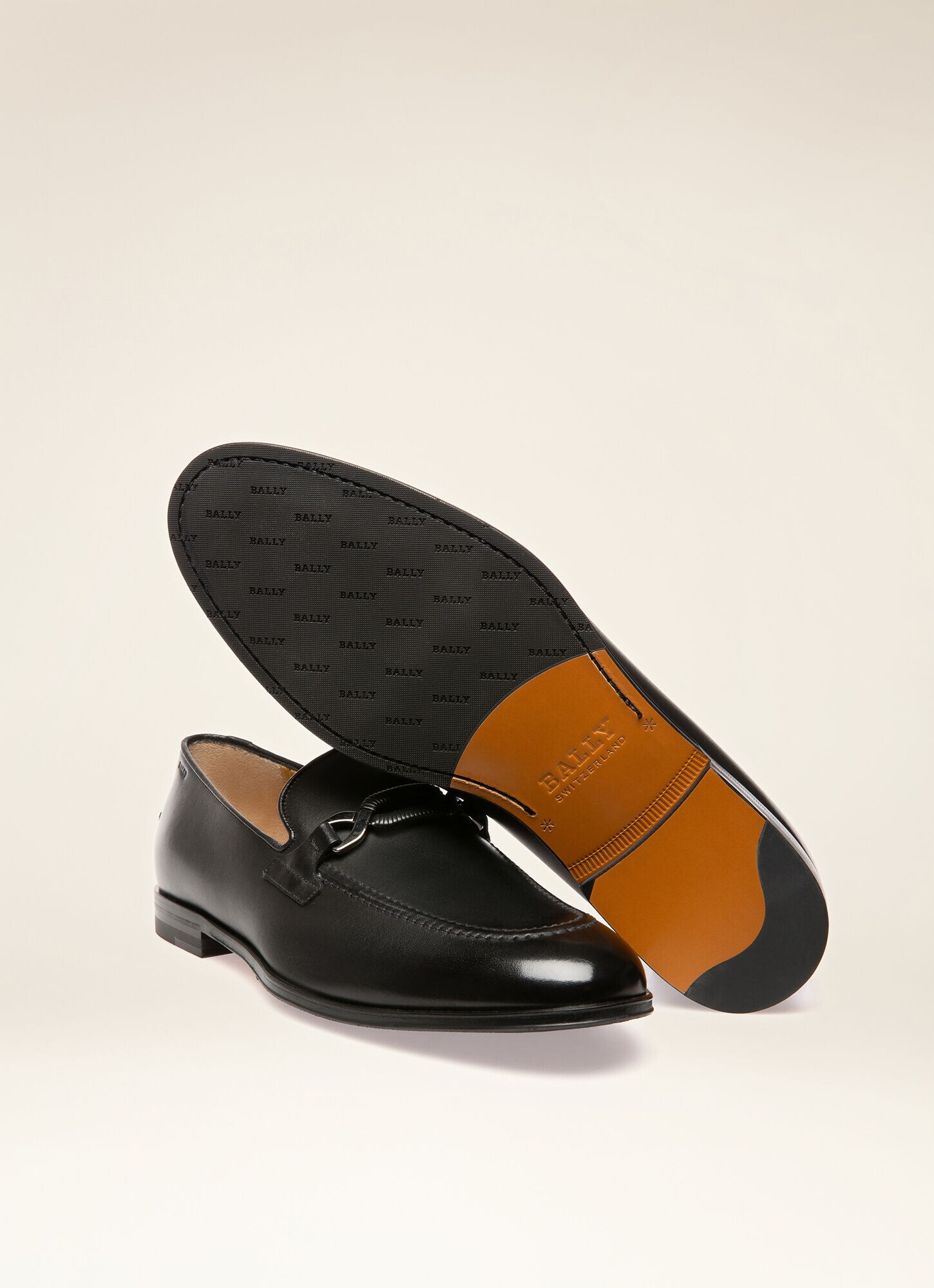 Bally Leder Weram Loafer mit Kettendetail in Schwarz für Herren Herren Schuhe Slipper Mokassins 