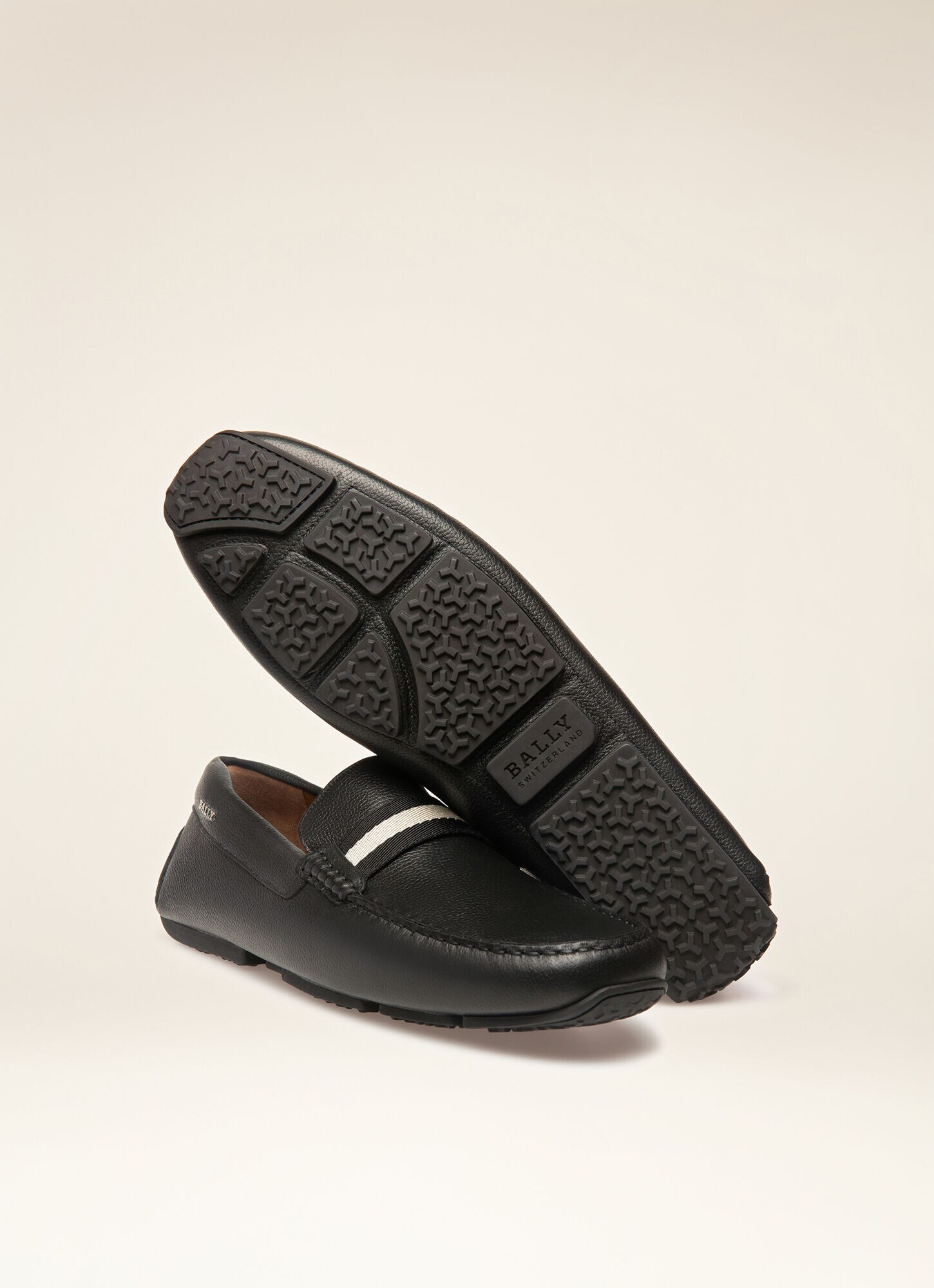 bally shoe store near me
