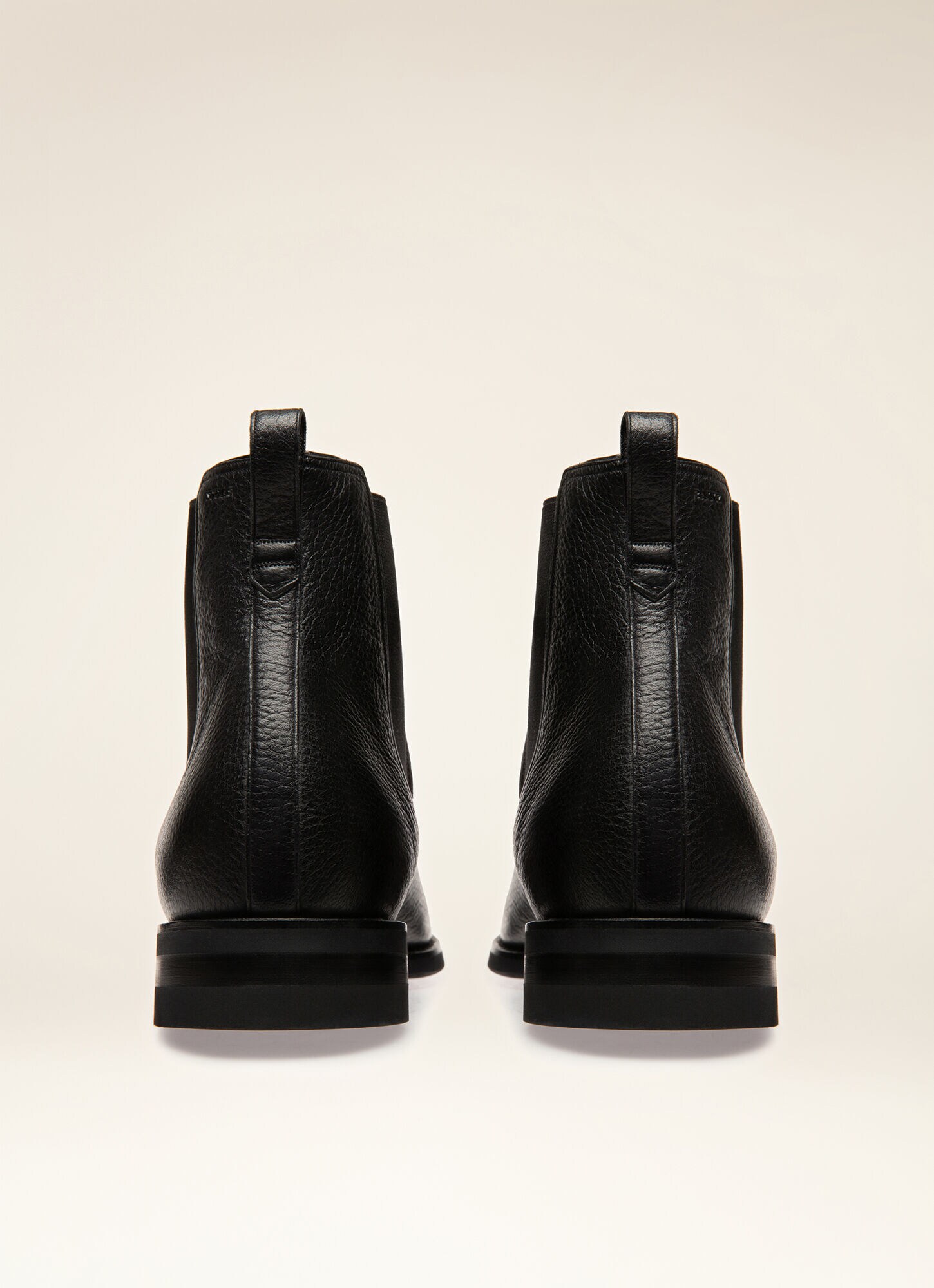 bally black boots