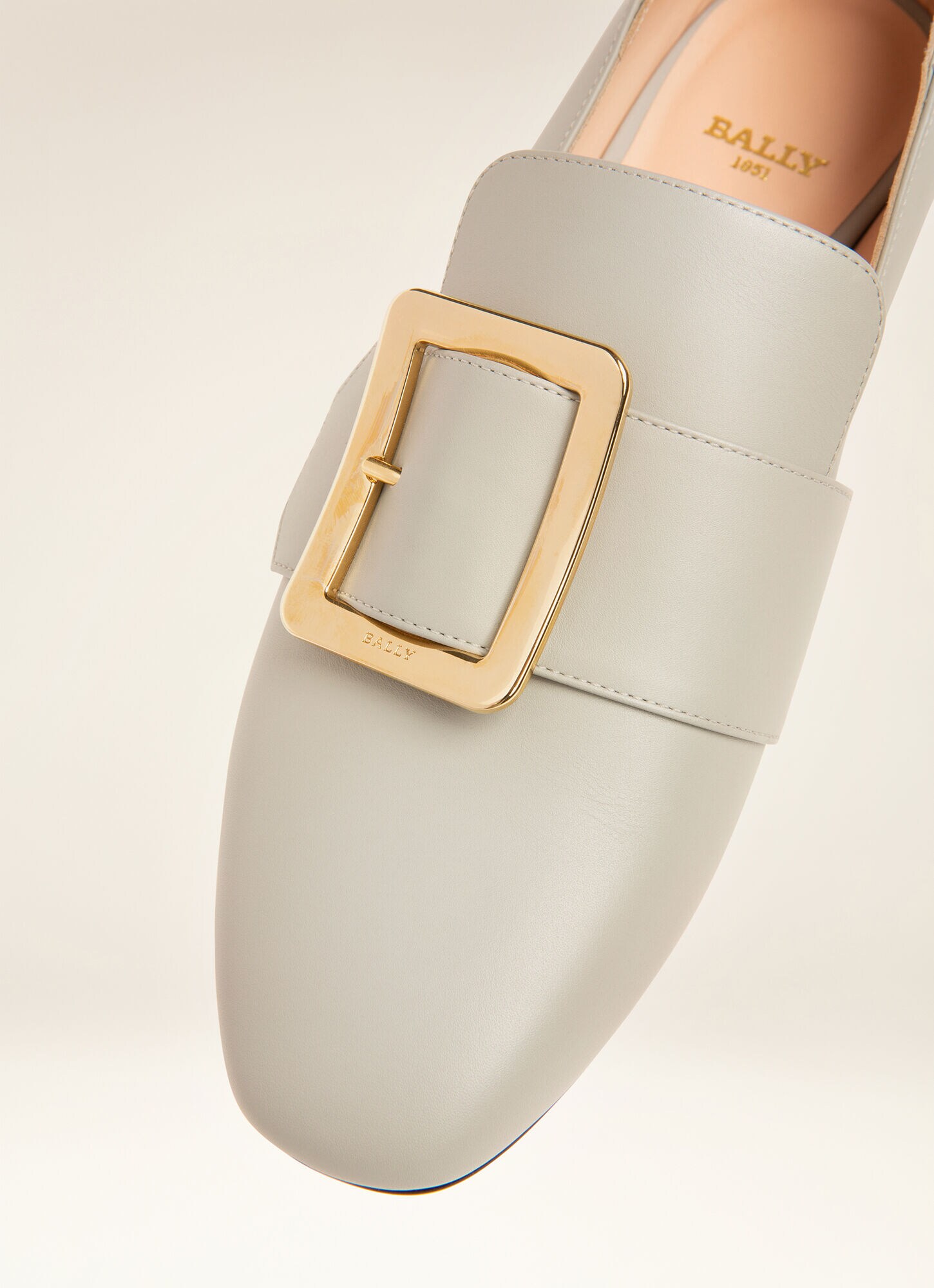 womens gray flat dress shoes
