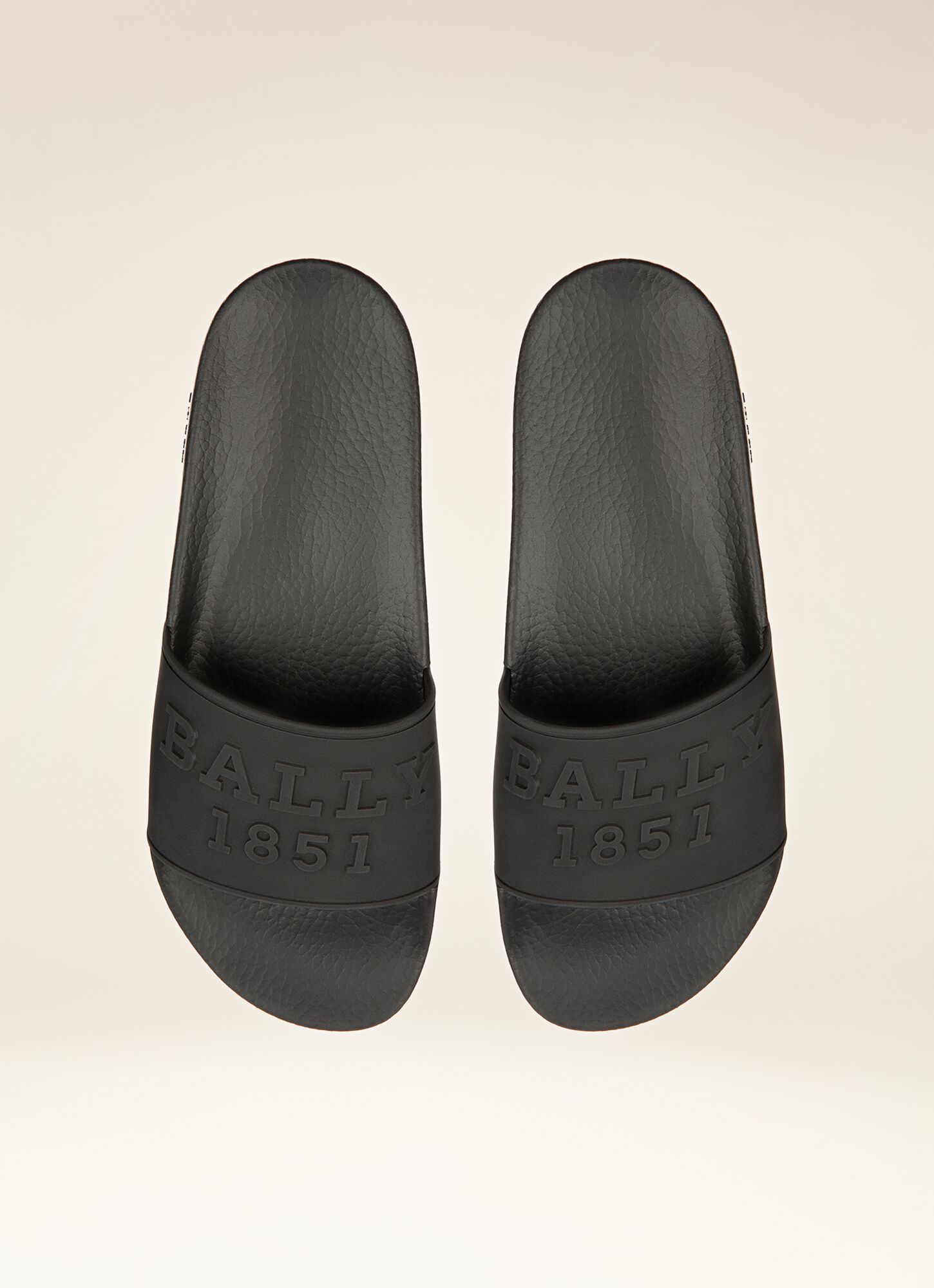 bally mens flip flops